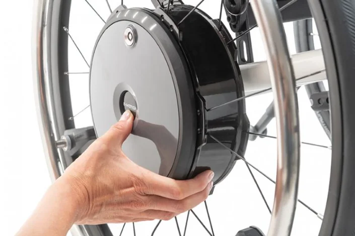 e-motion M25 pogonska kolesa z motorjem v pesti